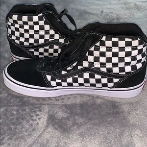 Vans Hightop Checkered Shoes